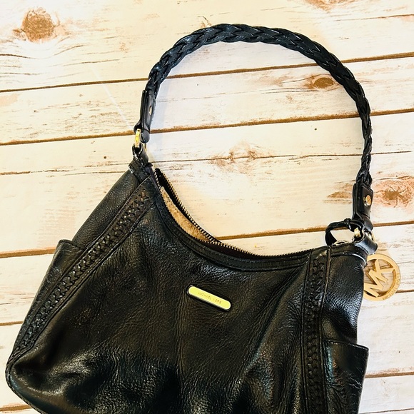 Micheal kohrs braided hobo bag - Picture 2 of 3